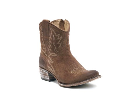 Sendra Laars bruin