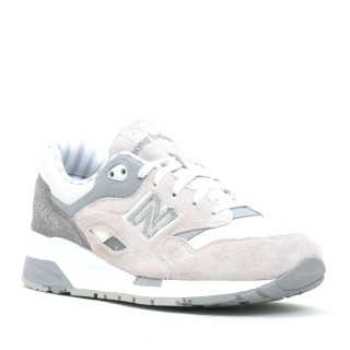 New Balance Sneaker beige