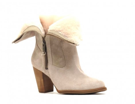 UGG Laars beige