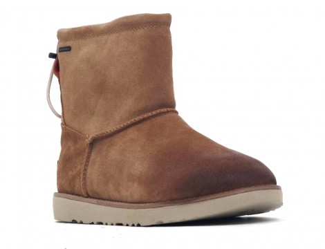 UGG Laars bruin natu