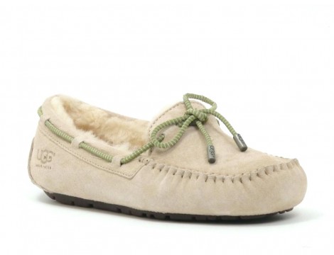 UGG Pantoffel roomwit